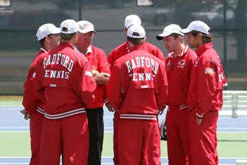 Men's Tennis Huddle