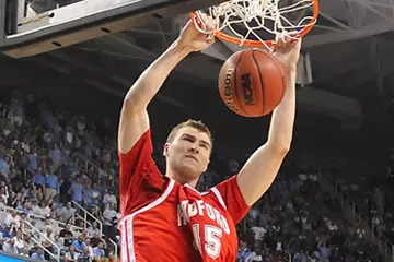 Parakhouski_Dunk_NCAA