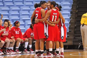 WBB Huddle_UNC 09.10