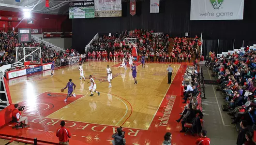Dedmon Center crowd