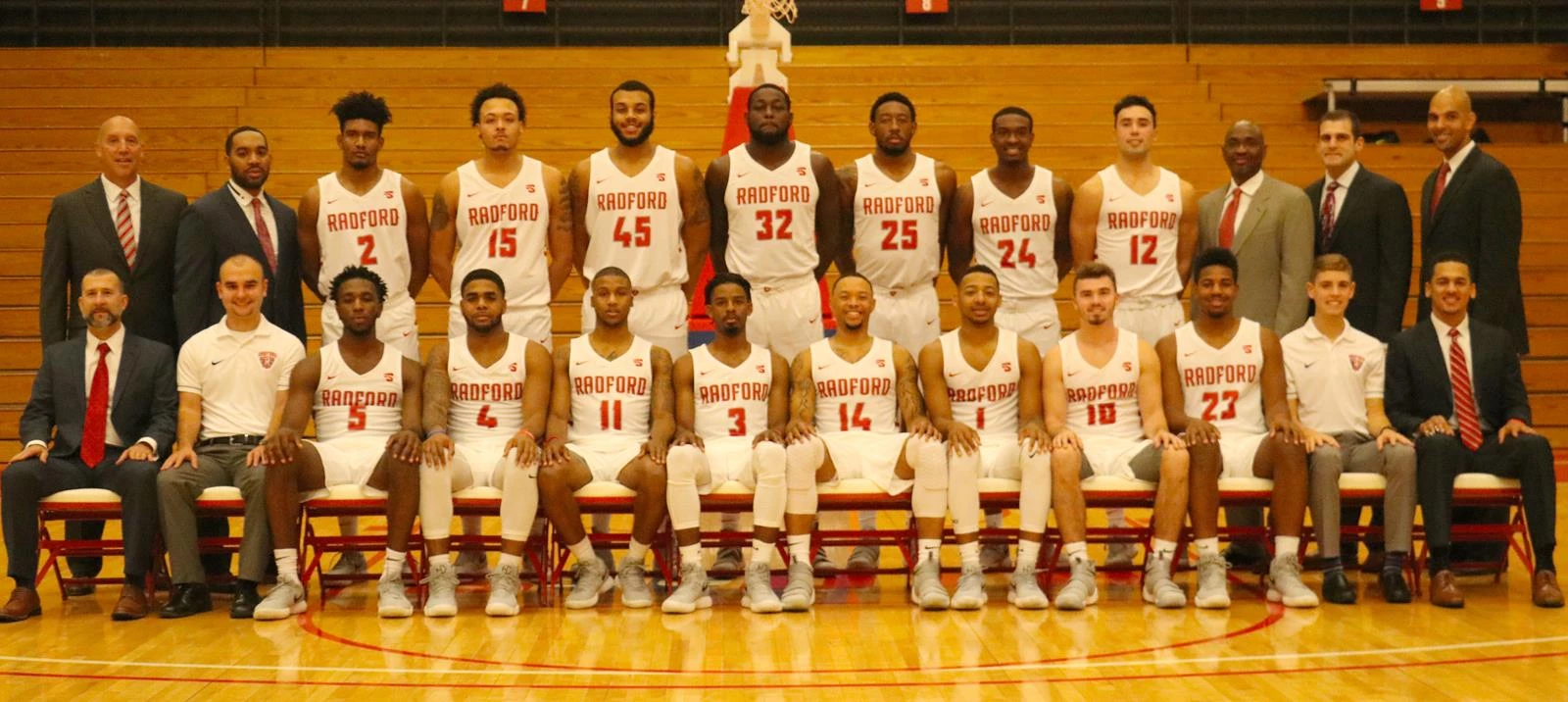 2017-18 MBB Team Photo