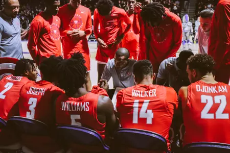 Bench Huddle
