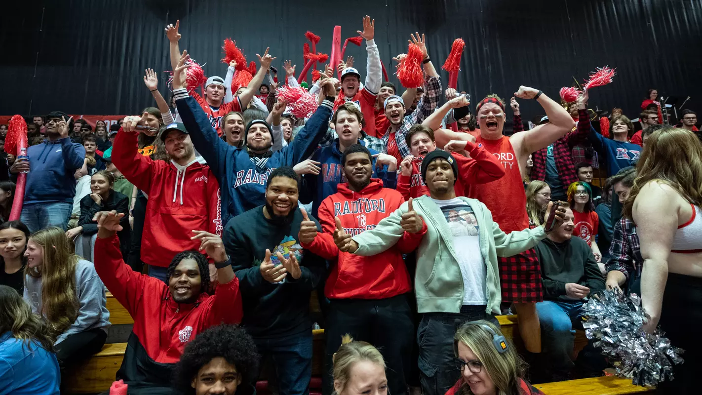 Dedmon Center Crowd