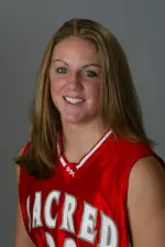Sophomore Kerri Burke Named Sacred Heart Athlete of the Week Image