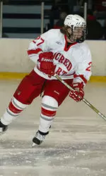 Men's Ice Hockey sent home by Connecticut, 5-1 Image