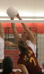 Pioneer Volleyball Outlasts Maryland-Eastern Shore in Five Image