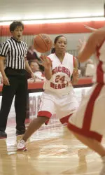 Khalia Cain Nets 22 as Pioneers Outlast Yale, 72-66 Image