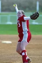 Softball Drops Pair to The Mount Image