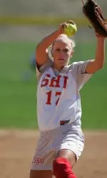 SHU Softball Achieves High Marks on Field, In Classroom During Fall Season Image