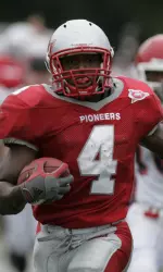 Payne and Fink Lead Sacred Heart Pioneers Past Marist, 41-34 Image