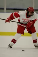 Hat Trick Lifts Vermont over SHU Women's Hockey, 5-1 Image