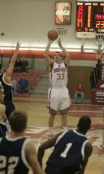 Pioneers Defeat Holy Cross, 61-58 Image