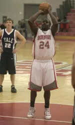 Men's Hoop Gets Past Wagner, 81-79 Image