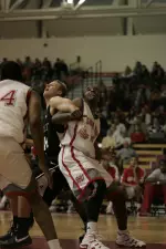 Pioneers Squeak Past Long Island, 77-76 Image