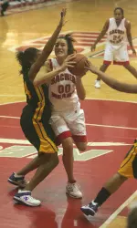 Pioneers Power Past Quinnipiac, 92-82, behind Sowinski's 33 Points Image