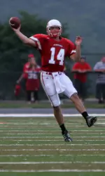 Sacred Heart Bounces Wagner, 42-20 Image