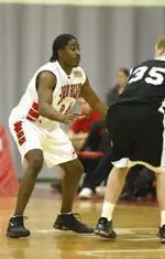 Men's Basketball Drops 70-54 Decision at Fairfield Image
