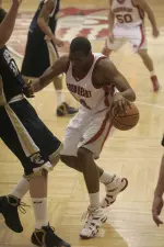 Men's Basketball Uses Strong Second Half to Beat St. Francis, 73-57 Image