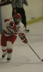 Pioneers Hold Off UConn, 6-5, To Claim Game 1 of AHA Quarters Image