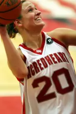 Sacred Heart Improves to 4-0 in the NEC with 66-55 Win at Long Island Image