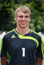 Matt Jones Signs Professional Contract in Portugal Image