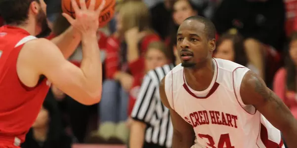 Dulaire Double Double Lifts Sacred Heart Over Stony Brook, 74-63 Image