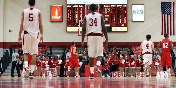 Pioneers and Fighting Irish Monday Night from South Bend Image