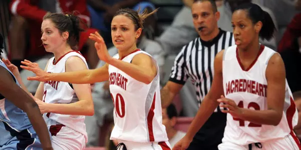 Pioneers Travel to Quinnipiac Monday Image