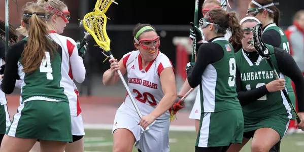 Pioneers Drop Third-Straight Falling at UConn 19-11 Image