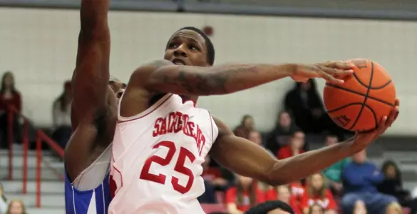 Pioneers Sweep NEC Rivalry Week Series with 72-46 Win at Bryant Image