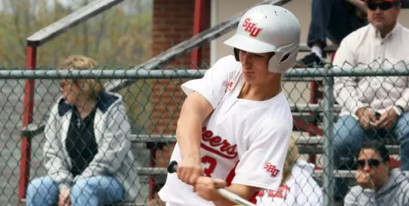 Pioneers Fall to IPFW and Coastal Carolina on Opening Day Image