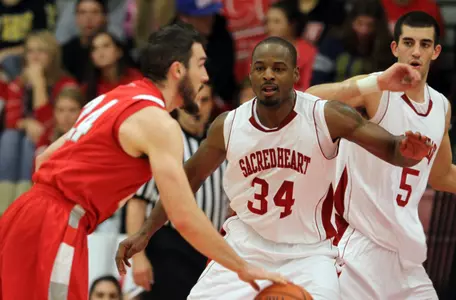 Pioneers Look to End Slide at FDU on Saturday Image