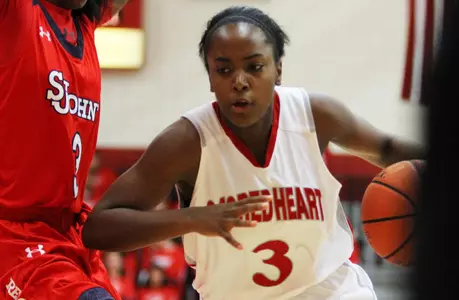 Pioneers Drop Second Straight Game to Iona 86-62 Image