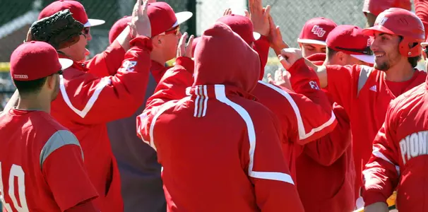 Sacred Heart Hosts Fairleigh Dickinson this Weekend Image