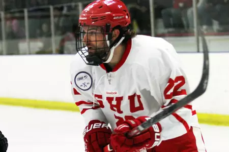 Sacred Heart Completes Season Sweep of Bentley With 5-2 Win Saturday Night Image