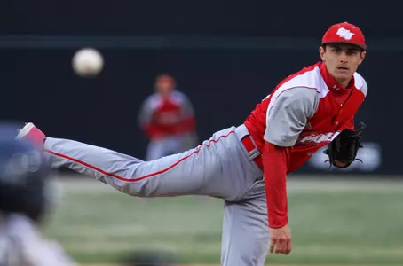 Pioneers Sweep Doubleheader at Bryant Image