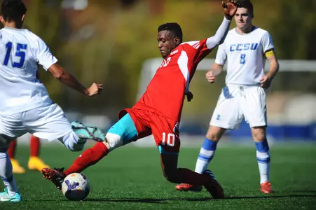 Pioneers Come Up Short Against CCSU 2-1 Image