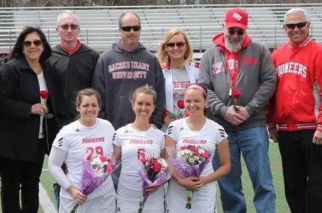 Women's Lacrosse Earns 16-6 Win In Season Finale Image