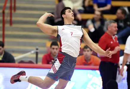 SHU Cannot Complete Comeback in Season Opening Five Set Loss Image