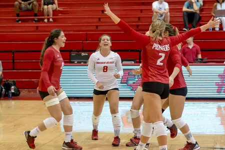 Pioneers Remain Perfect In NEC Play Image