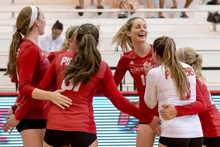 Women's Volleyball Sweeps St. Francis Brooklyn 3-0 Image