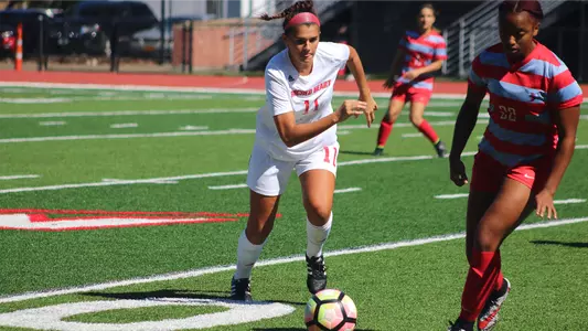 Offensive Explosion Leads Women's Soccer over Wagner, 4-0. Image
