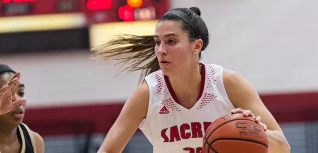 Trio of Pioneers Score Big in 77-69 Win Over Binghamton Image