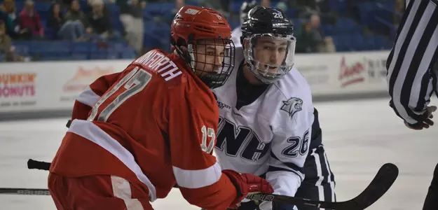 Pioneers Skate to 2-2 Tie at New Hampshire Image