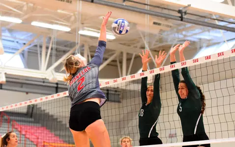 Krufka Leads The Pioneers To A 3-1 Win Over UMass Lowell Image