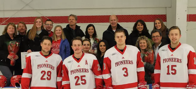 SHU Falls to Holy Cross 5-2 on Senior Night Image