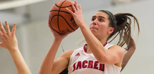 Kimmel Leads Pioneers to Regular Season Sweep of St. Francis Brooklyn Image