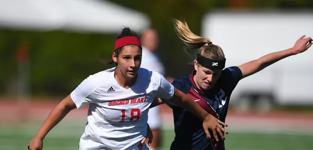 Women's Soccer Falls to Fairfield 2-0 Image