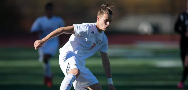 Men's Soccer Battles Stony Brook to 1-1 Draw Image