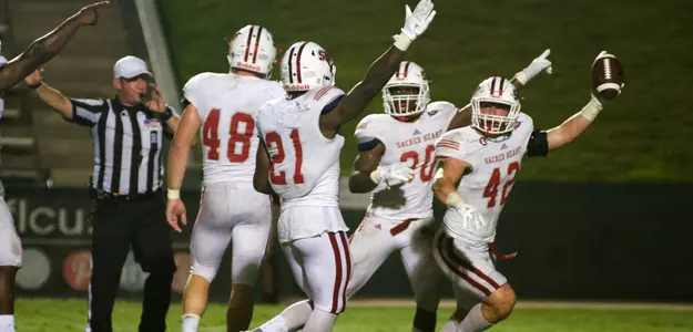 Pioneers Dominant In 38-10 Win At #20/24 Stony Brook Image